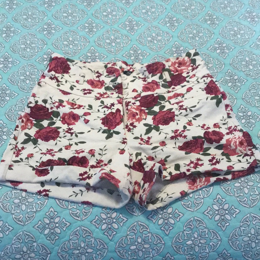 Flower shorts